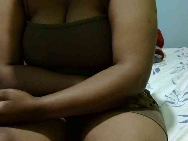 Petitetessy3 webcam