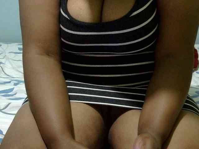 Petitetessy3 webcam