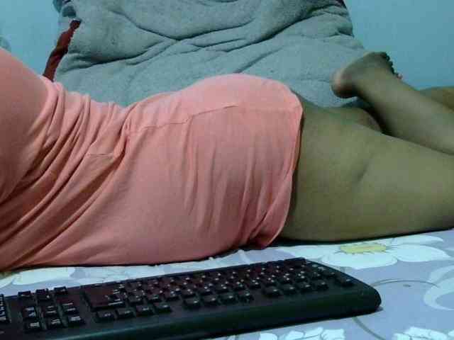 Petitetessy3 webcam