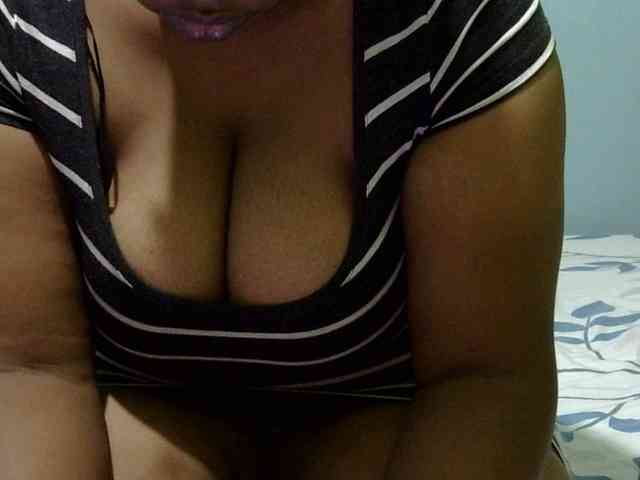 Petitetessy3 webcam