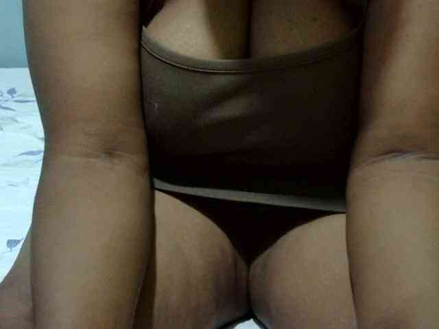 Petitetessy3's webcam live show
