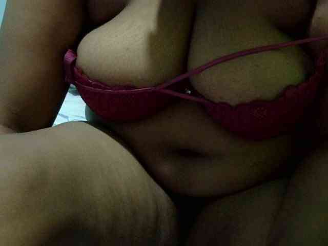 Petitetessy3 webcam