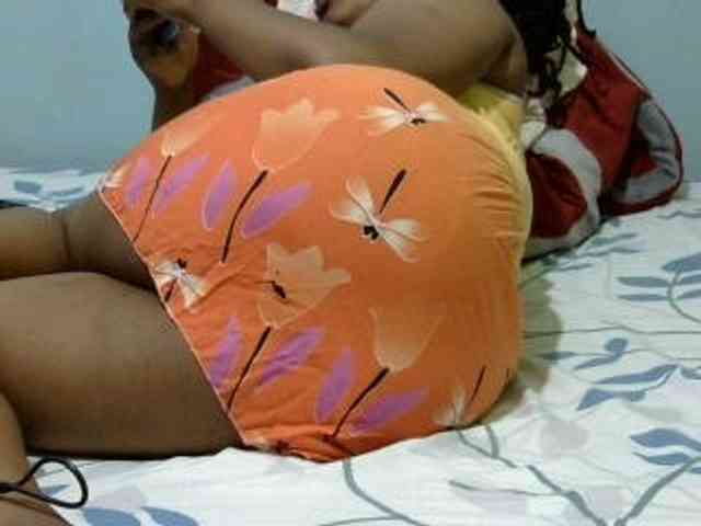 Petitetessy3 webcam