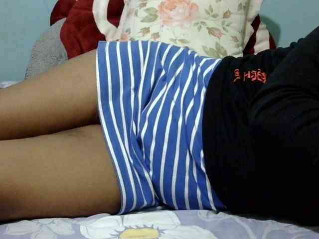 Petitetessy3 webcam