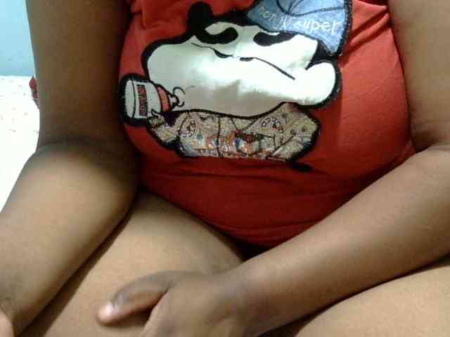 Petitetessy3 webcam