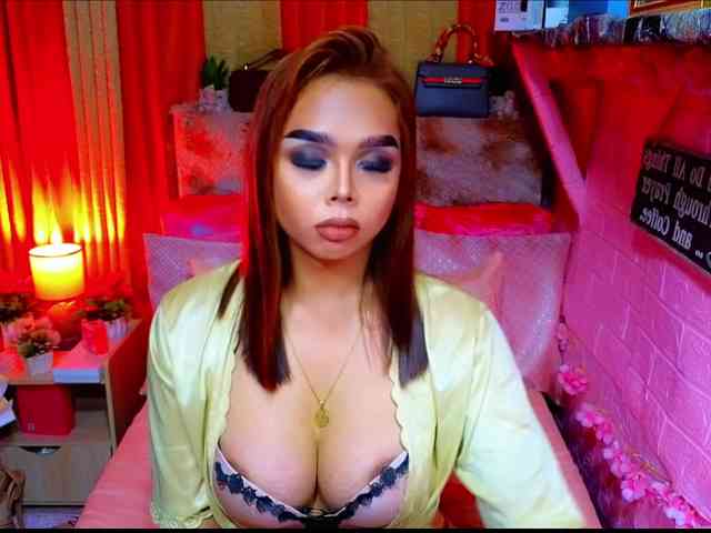 ShaneImpress Live Webcam on BongaCams