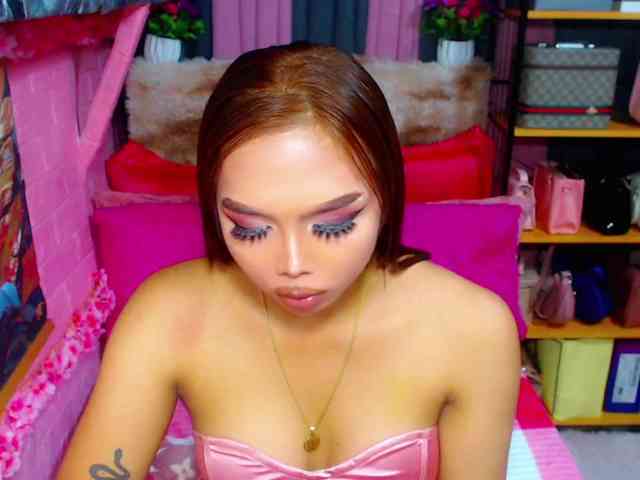 ShaneImpress Live Webcam on BongaCams