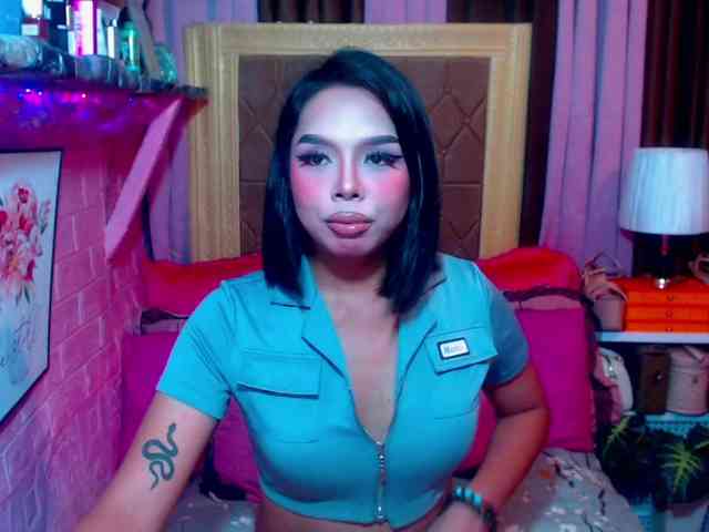 ShaneImpress Live Webcam on BongaCams