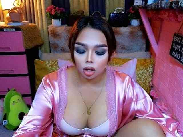 ShaneImpress Live Webcam on BongaCams