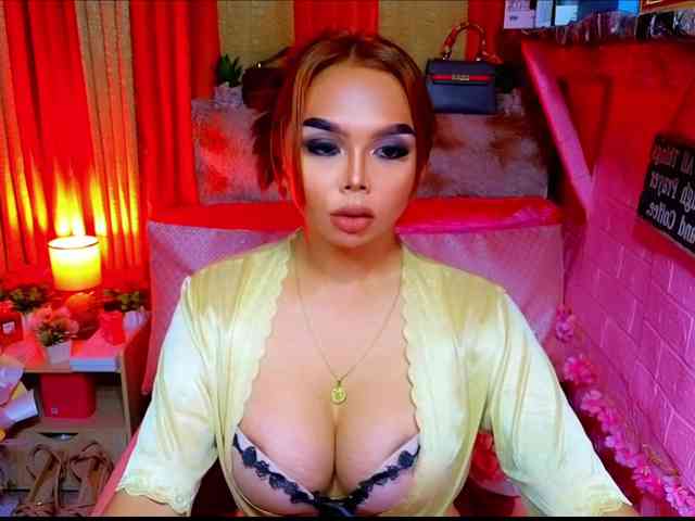 ShaneImpress Live Webcam on BongaCams