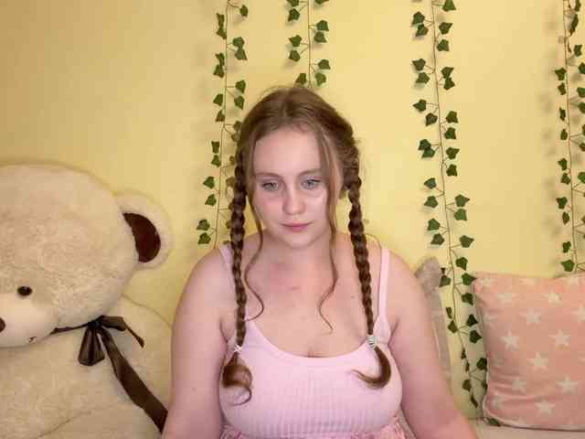 SellyaHouston webcam