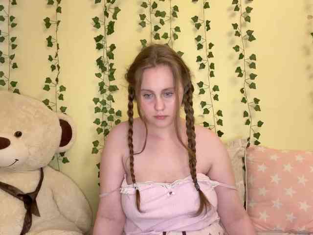 SellyaHouston webcam