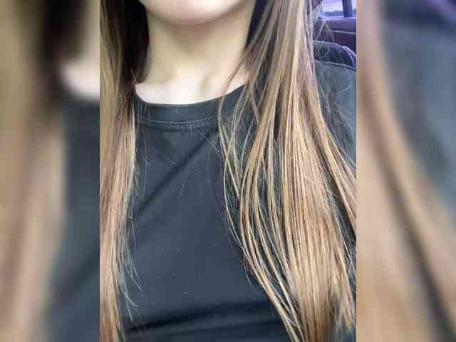 KRISTIshow Live Webcam on BongaCams