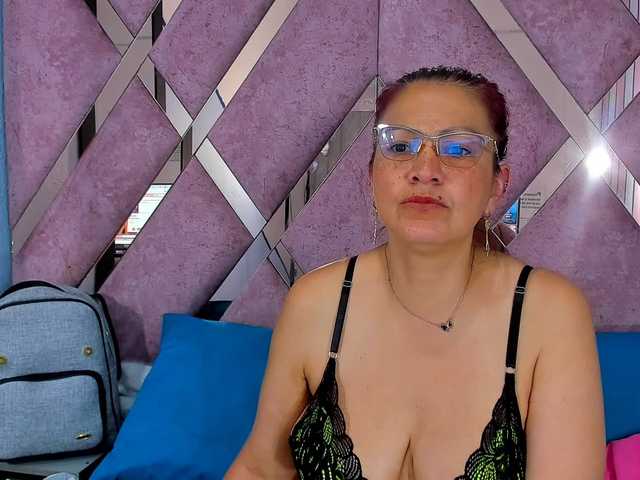 Mulansexy01's BongaCams show and profile