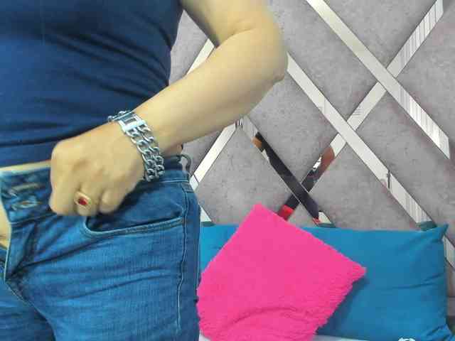 Mulansexy01 webcam