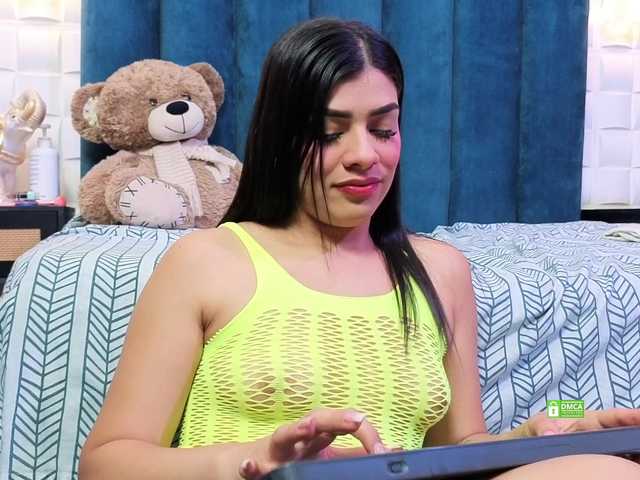 MeganWade's BongaCams show and profile