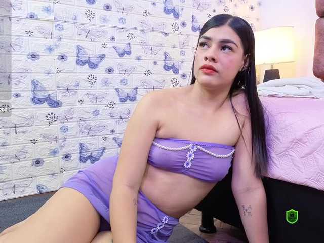 MeganWade's BongaCams show and profile