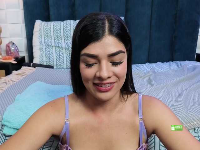 MeganWade's BongaCams show and profile