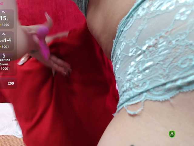 MeganWade's BongaCams show and profile