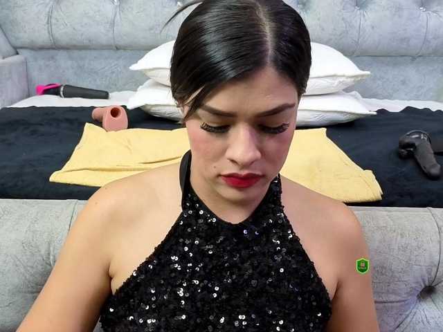 MeganWade's BongaCams show and profile