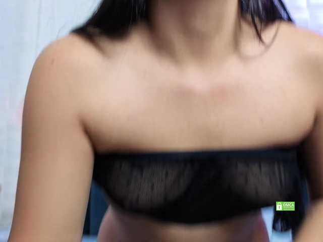 MeganWade's BongaCams show and profile