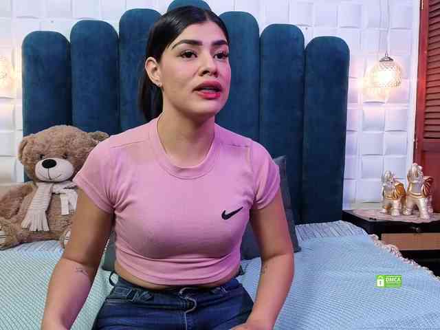 MeganWade Live Webcam on BongaCams