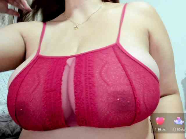 SuzyGamingFairy webcam