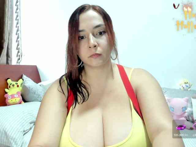 SuzyGamingFairy webcam