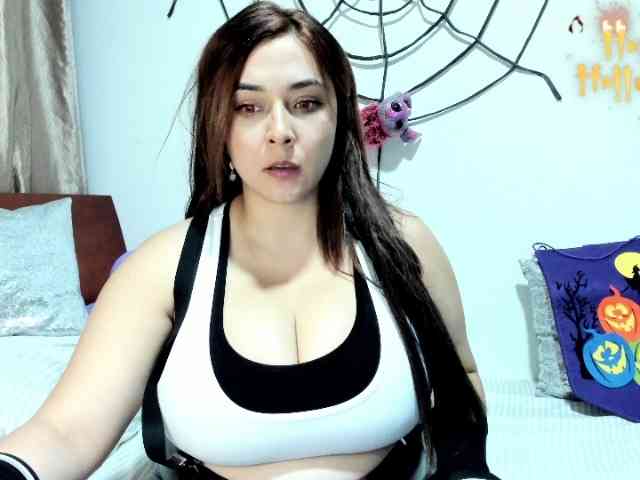 SuzyGamingFairy webcam