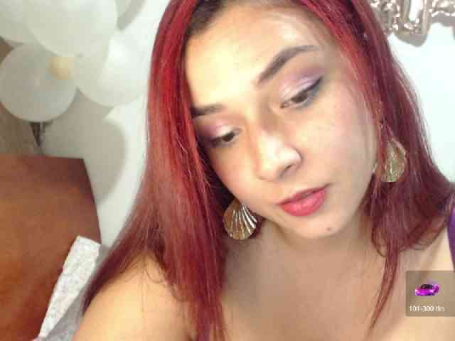 SuzyGamingFairy webcam