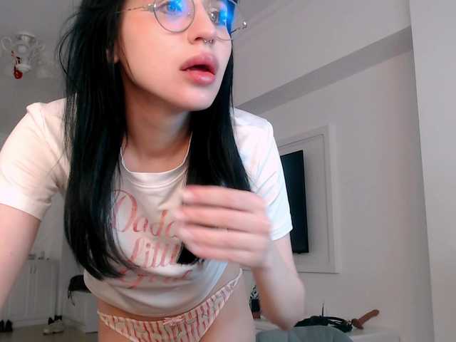 Fothisinya's BongaCams show and profile