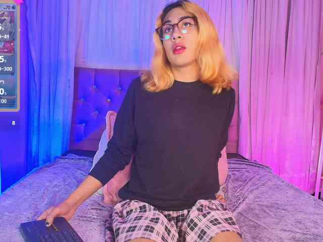 Samuel-Matthew Live Webcam on BongaCams