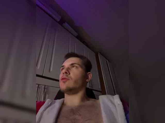 Virtual_king_n_queen webcam