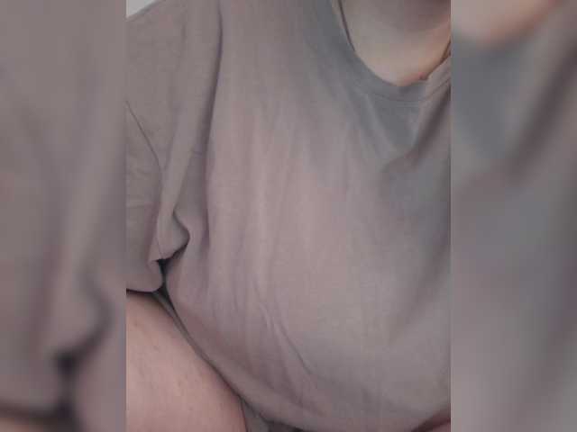 Odarina's BongaCams show and profile