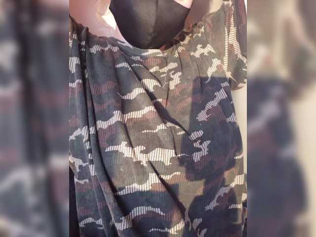 Odarina's BongaCams show and profile