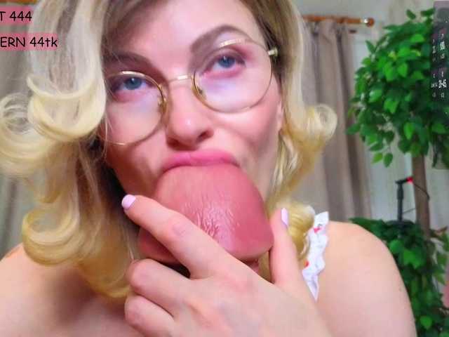  Divochka chat room