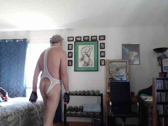 CuzItFeelsGood CuzItFeelsGood