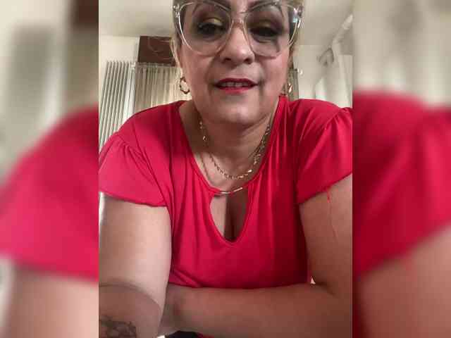 zhamira webcam