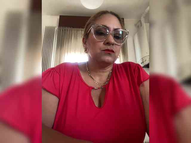 zhamira webcam