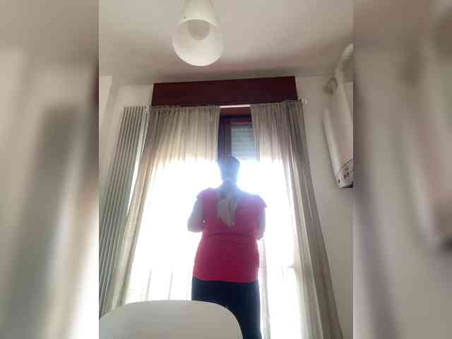 zhamira webcam