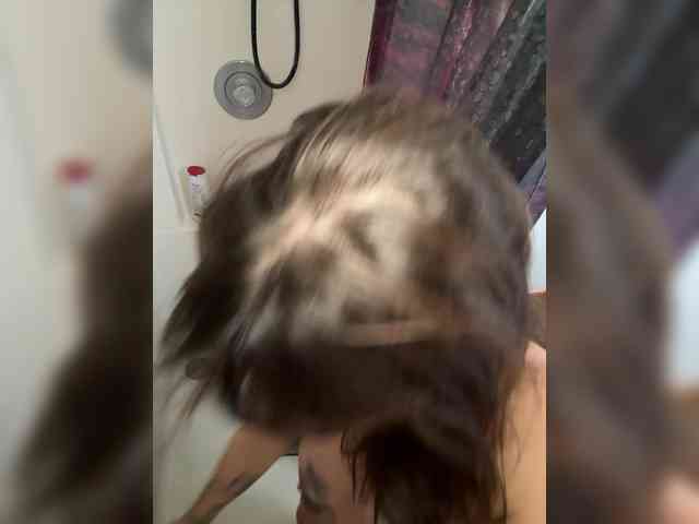 MarlaFknSinger webcam