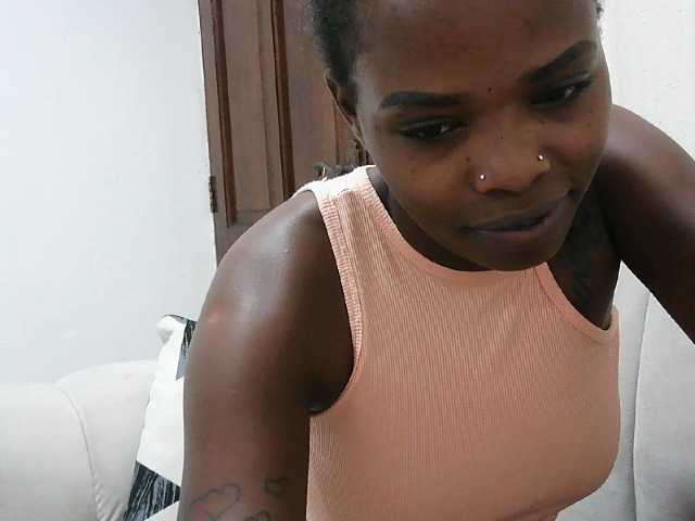 MissRoyalty from BongaCams