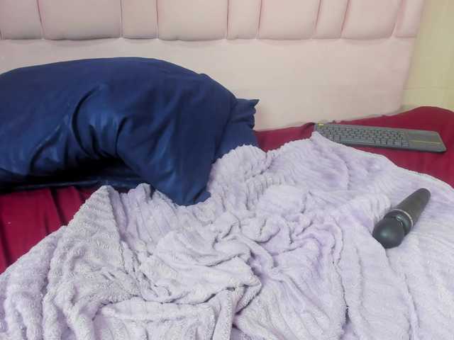 Yelena-mutiz webcam