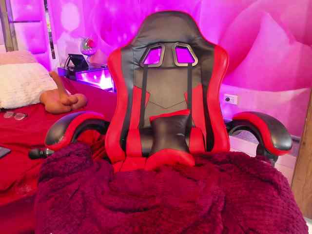 Yelena-mutiz webcam