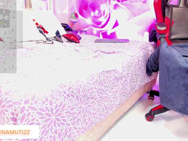 Yelena-mutiz webcam
