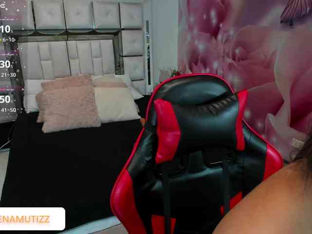 Yelena-mutiz webcam