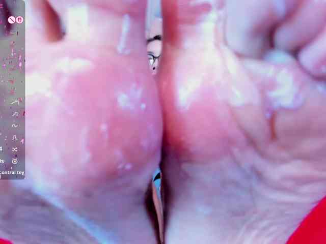 Yelena-mutiz webcam