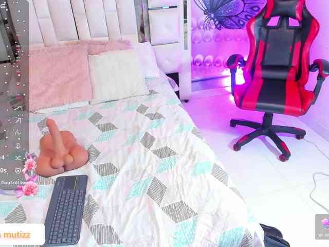 Yelena-mutiz Live Webcam on BongaCams