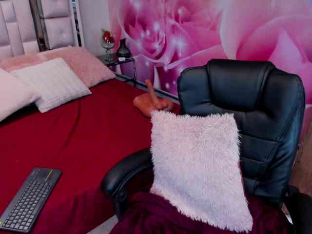 Yelena-mutiz webcam