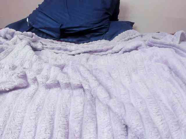 Yelena-mutiz webcam